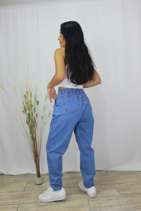 SLOUCHY CON PRETINA