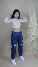 Cargar imagen en el visor de la galería, SLOUCHY JEANS RASGADO
