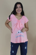 Cargar imagen en el visor de la galería, Polo maternidad con estampado bebé

