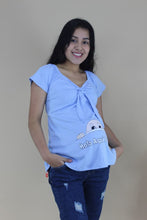 Cargar imagen en el visor de la galería, Polo maternidad con estampado bebé
