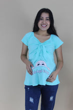 Cargar imagen en el visor de la galería, Polo maternidad con estampado bebé

